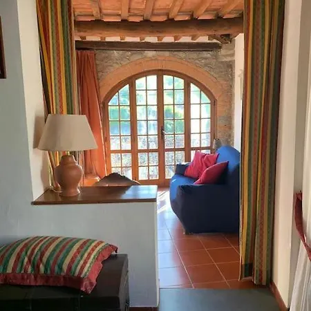 Palazzetto In Centro Pieve Fosciana