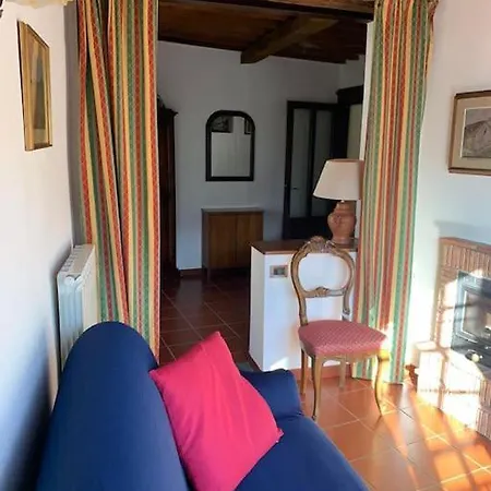 Palazzetto In Centro *