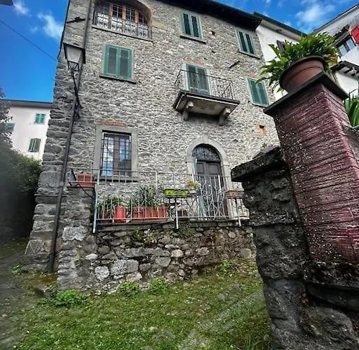 Palazzetto In Centro *